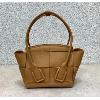 Good Taste Bottega Veneta Arco Mini Bag in Grained Maxi Woven Calfskin BV0411 Light Brown 2020