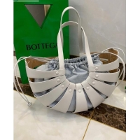 Top Grade Bottega Veneta Medium The Shell Pouch Cut out Shoulder Bag BV0433 White 2020