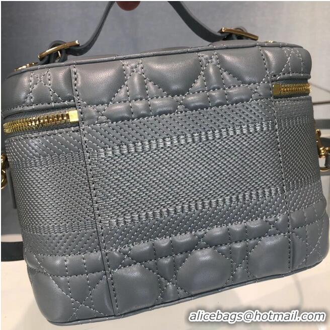 Popular Style DIOR SMALL DIORTRAVEL VANITY CASE Cannage Lambskin S5488U Gray