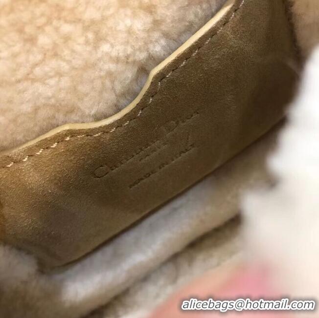 Good Product MEDIUM DIOR BOBBY BAG Camel-Colored Shearling M9319U