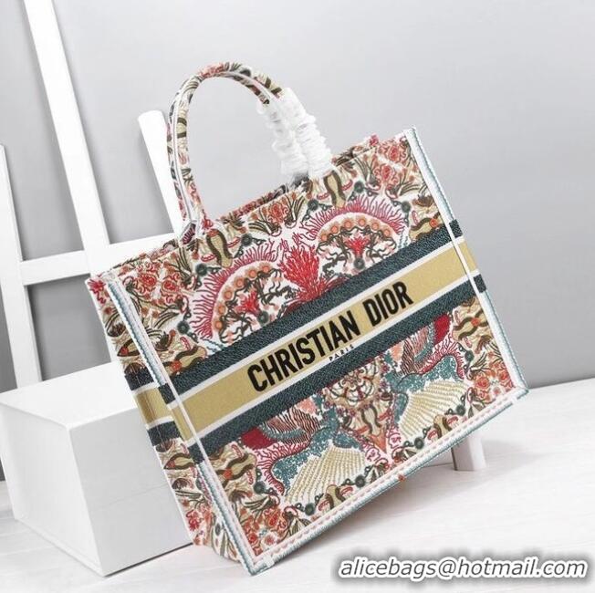 Specials DIOR BOOK TOTE Latte Multicolor Dior Zodiac Embroidery M1286Z-2