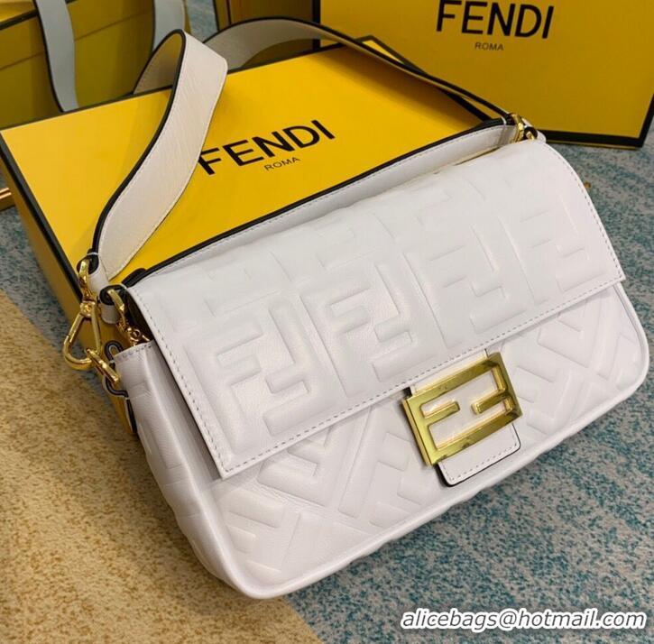 Super Quality Fendi BAGUETTE Shoulder Bag 8BR600 white