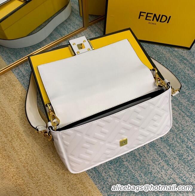 Super Quality Fendi BAGUETTE Shoulder Bag 8BR600 white