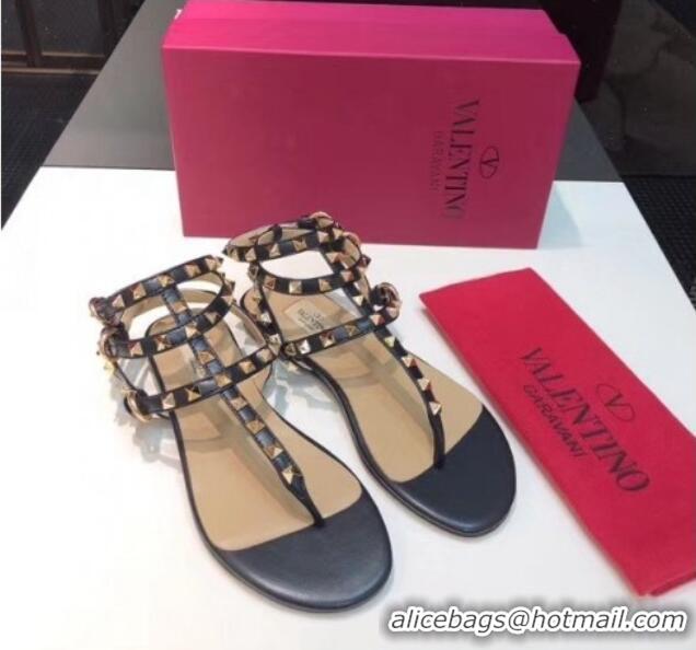 New Design Valentino Rockstud Flat Thong Sandal in Black/Nude Leather 072061