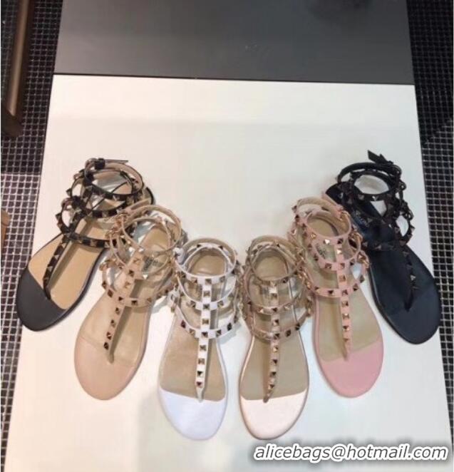 New Design Valentino Rockstud Flat Thong Sandal in Black/Nude Leather 072061