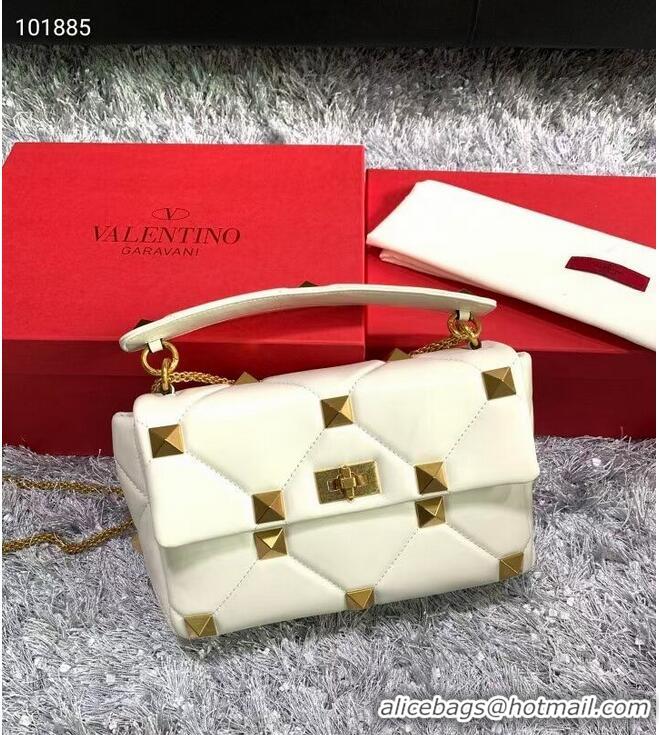 Best Product Valentino medium Garavani Roman Stud V2060 white