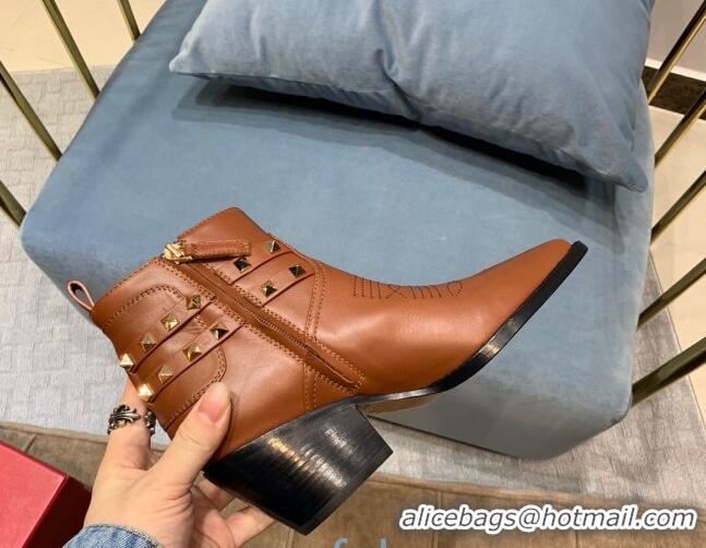 Stylish Valentino Calfskin VLTN Rockstud Strap 50mm Short Boots 091050 Brown