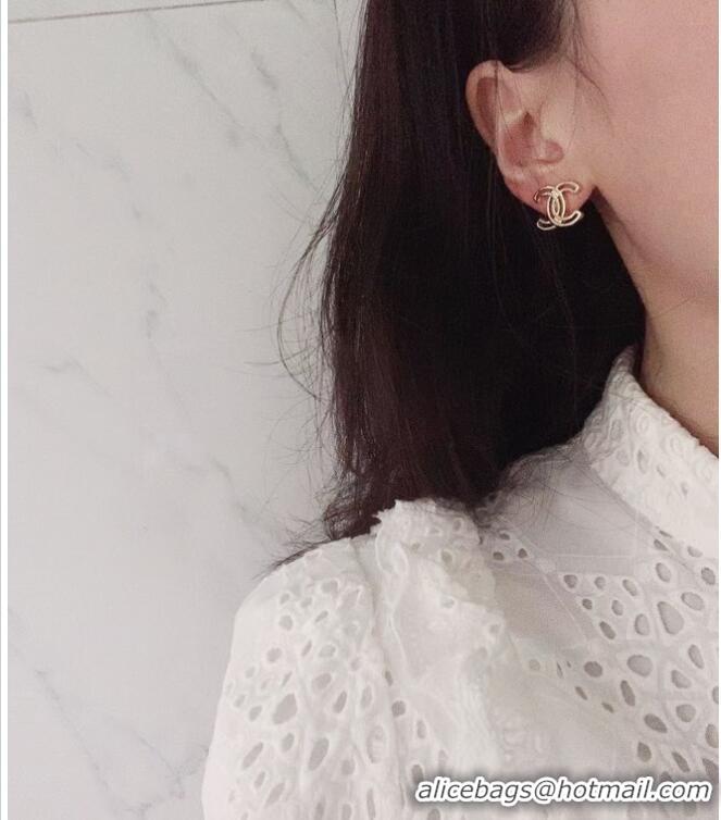 Top Grade Chanel Earrings CE5960