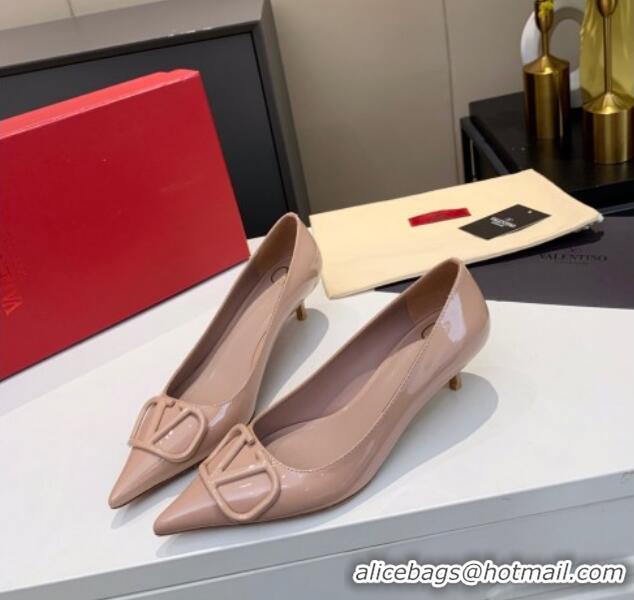 Well Crafted Valentino VLogo One-Tone Patent Leather Pumps 40mm Nude 111014