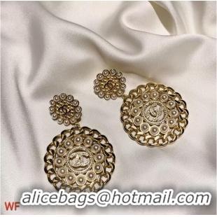 Famous Brand Chanel Earrings CE6109