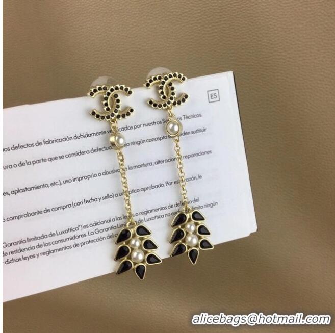 Buy Fashionable Chanel Earrings CE6120