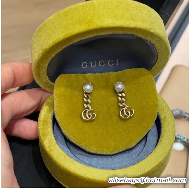 Market Sells Promotional Gucci Earrings CE6034