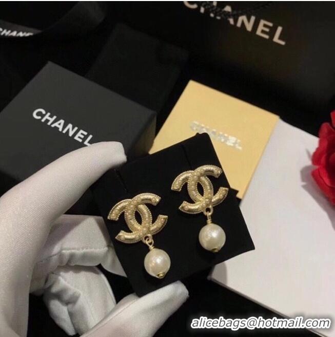 Modern Classic Chanel Earrings CE6130