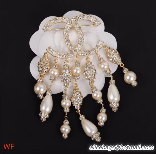 Women Classic Chanel Brooch CE6172