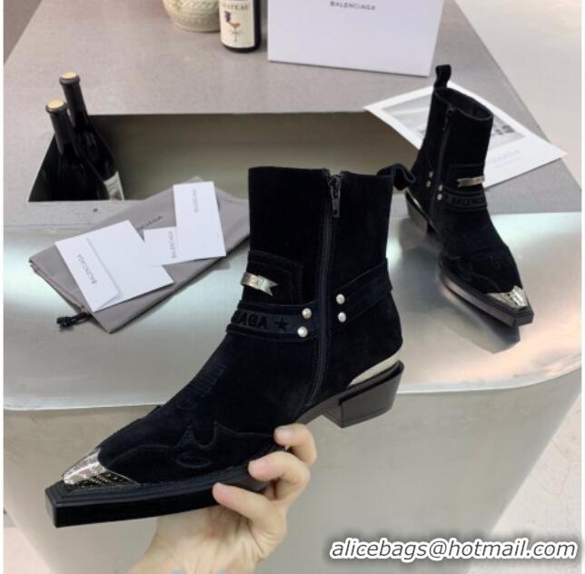 Trendy Design Balenciaga Suede Studded Short Boots 080620 Black