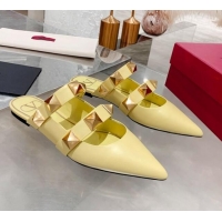 Cute Valentino Roman Stud Calfskin Flat Mules 012525 Light Yellow 2021