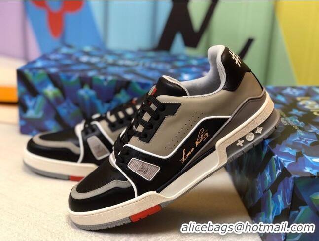 Popular Style Louis Vuitton Men's LV Trainer Sneakers 1A812O Grey/Black