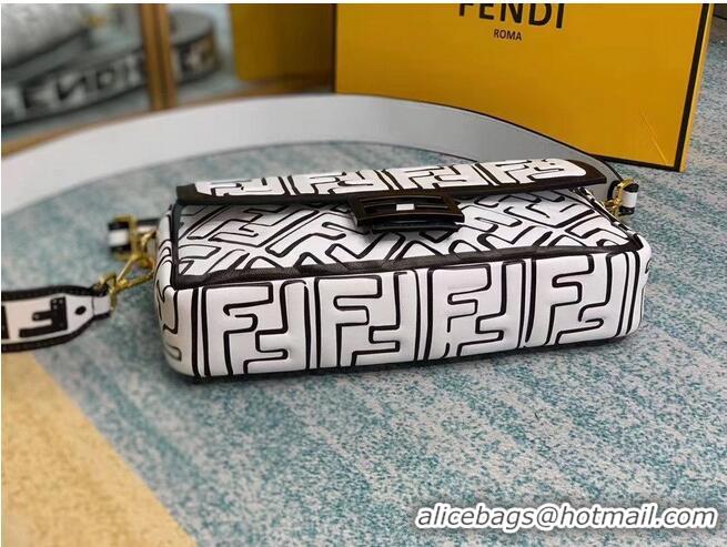 Trendy Design Fendi BAGUETTE Original Leather Bag F2468 White