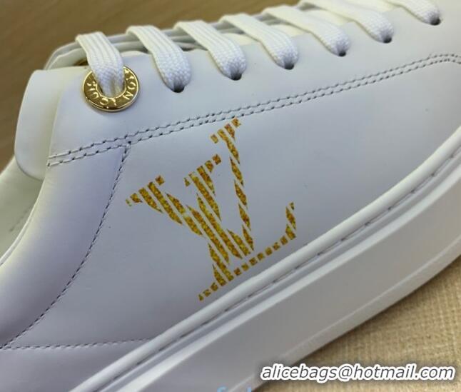 Luxury Classic Louis Vuitton Time Out LV Initials Leather Sneakers 1A87PO White/Gold