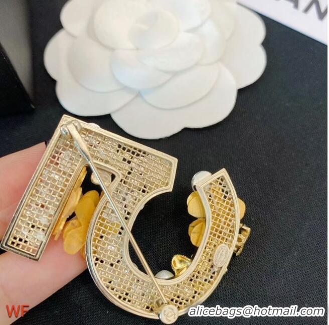 Buy Fashionable Chanel Brooch CE6235