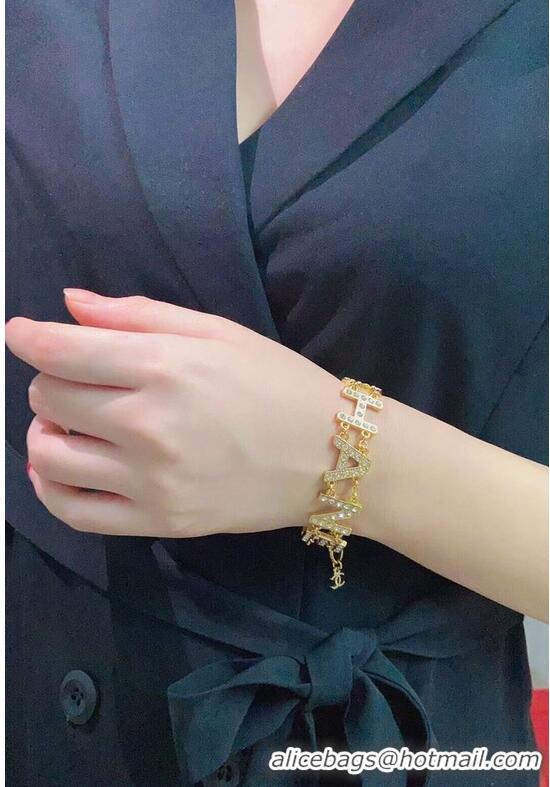 Fashion Show Collections Chanel Bracelet CE6253