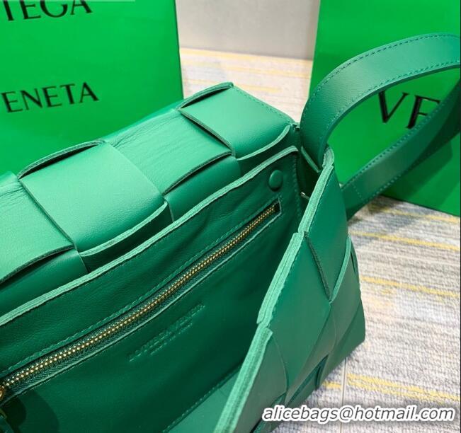 Shop Best Bottega Veneta Cassette Small Crossbody Messenger Bag in Maxi-Woven Lambskin BV2668 Green 2021