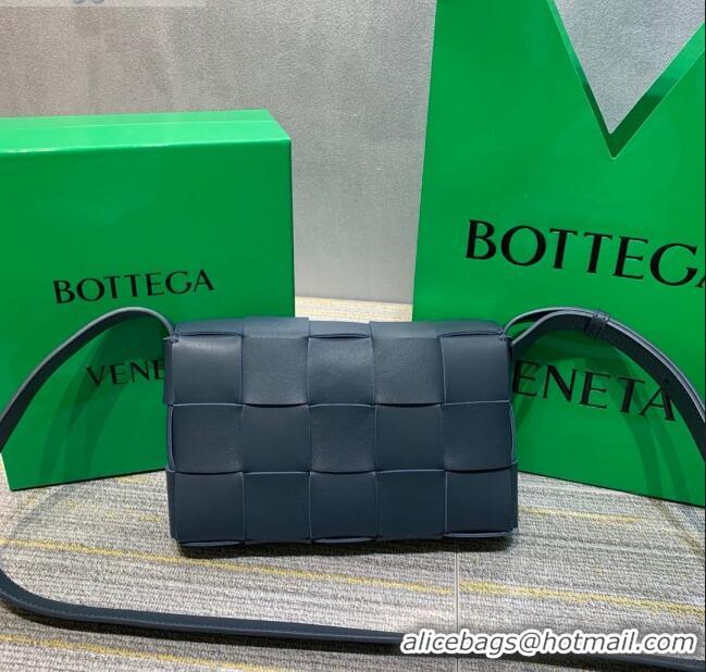 Top Design Bottega Veneta Cassette Small Crossbody Messenger Bag in Maxi-Woven Lambskin BV2668 Dark Blue 2021