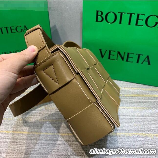 Grade Bottega Veneta Cassette Small Crossbody Messenger Bag in Maxi-Woven Lambskin BV2668 Khaki/Cream White 2021