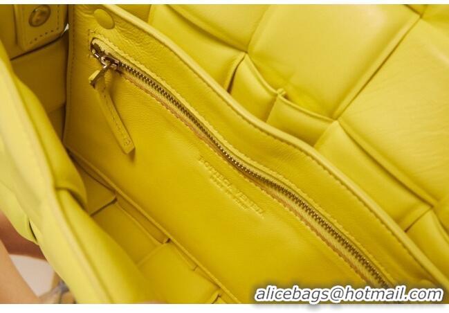 Buy Discount Bottega Veneta Padded Cassette Medium Crossbody Messenger Bag BV2673 Yellow/Silver 2021