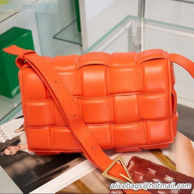 Low Cost Bottega Veneta Padded Cassette Medium Crossbody Messenger Bag BV2673 Orange Red 2021