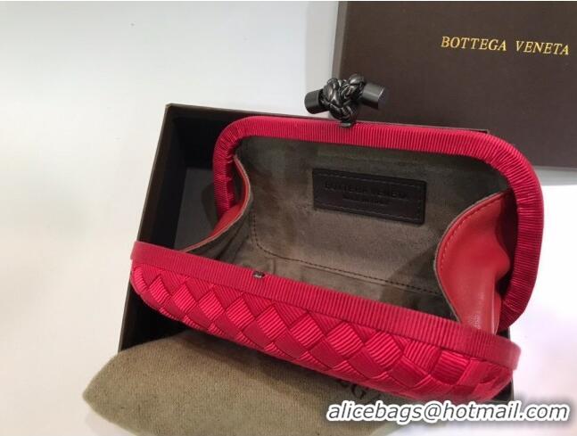 New Fashion Bottega Veneta Tiffany Fabric Small Clutch BV2679 Red 2021