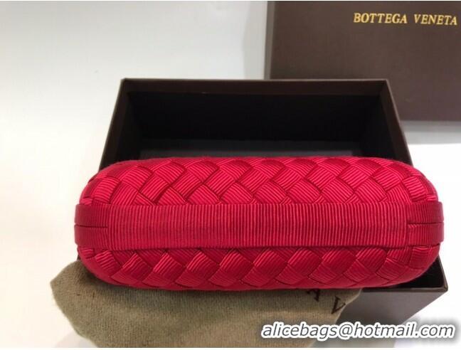 New Fashion Bottega Veneta Tiffany Fabric Small Clutch BV2679 Red 2021