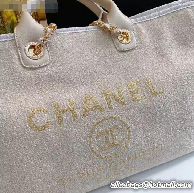 Famous Brand Chanel Deauville Towel Fabric Maxi Shopping Bag A93786 White 2021 10