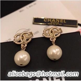 New Arrivals Chanel Earrings CE6300