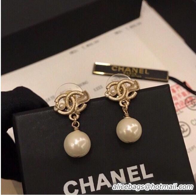 New Arrivals Chanel Earrings CE6300