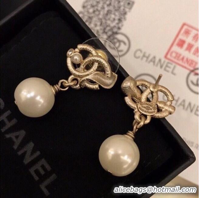 New Arrivals Chanel Earrings CE6300