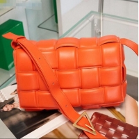 Low Cost Bottega Veneta Padded Cassette Medium Crossbody Messenger Bag BV2673 Orange Red 2021