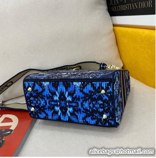 Buy Discount DIOR MEDIUM LADY D-LITE BAG Dark Blue Tree Cannage Embroidery M0565OREY Blue