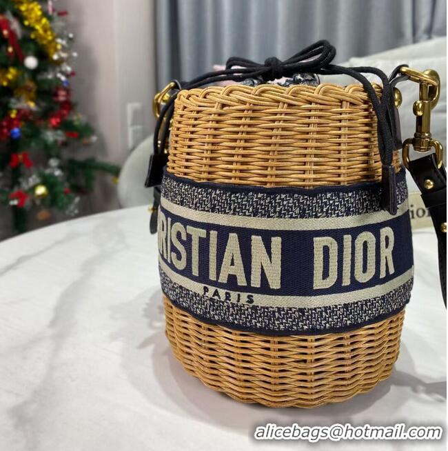 Best Price DIOR WICKER BUCKET BAG Blue Dior Oblique Jacquard and Natural Wicke M7600C