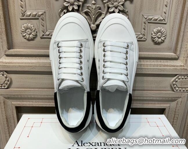 Luxurious Alexander Mcqueen Deck Cotton Canvas Lace Up Sneakers 010637 White/Black