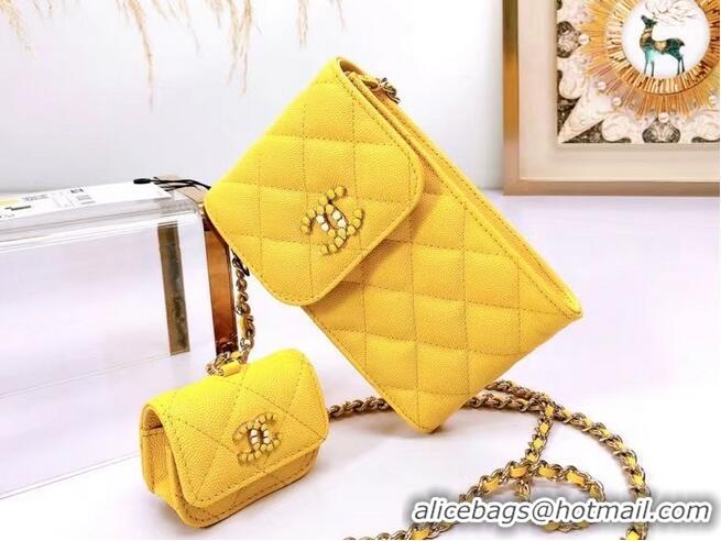 Promotional Chanel card holder with chain & Gold-Tone Metal AP2033 Yellow