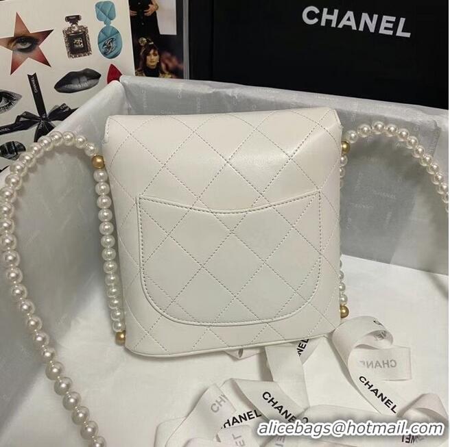 Trendy Design Chanel small hobo bag AS2503 White