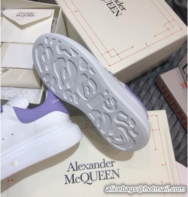 Luxury Alexander Mcqueen White Silky Calfskin Sneaker with Bi-color Laces Purple 012724