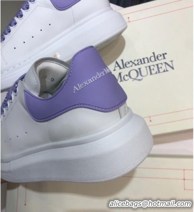 Luxury Alexander Mcqueen White Silky Calfskin Sneaker with Bi-color Laces Purple 012724