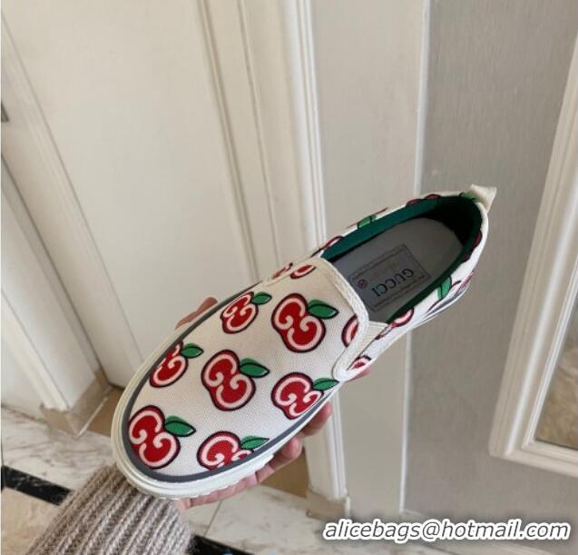 Well Crafted Gucci Tennis 1977 Slip-on Sneakers in GG Apple Canvas 012576 White