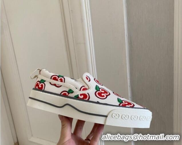 Well Crafted Gucci Tennis 1977 Slip-on Sneakers in GG Apple Canvas 012576 White