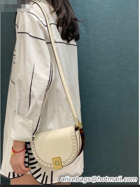 Best Price Fendi Moonlight Leather Round Shoulder Bag FD0320 White 2021