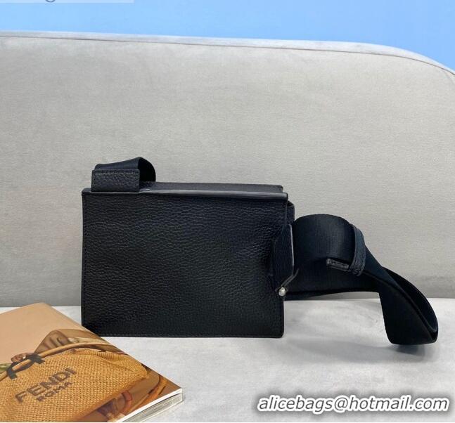 Popular Fendi Men's Grained Leather Messenger Mini Bag F0330 Black 2021