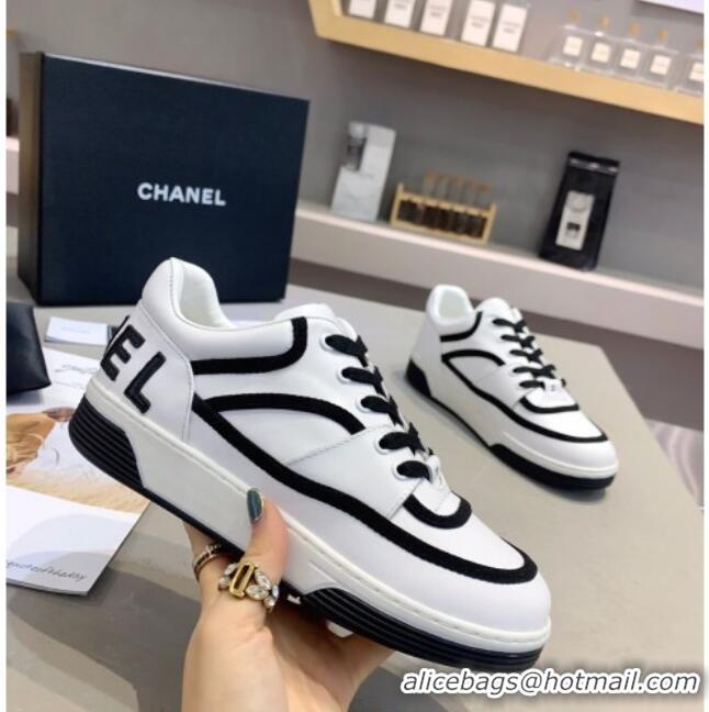 Low Price Chanel Sneakers in Patchwork Calfskin 012602 White/Black 2021