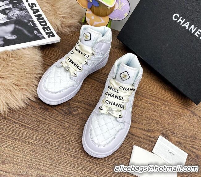 Feminine Chanel x Air Jordan AJ Leather Sneakers with Silk Laces 012705 White 2021